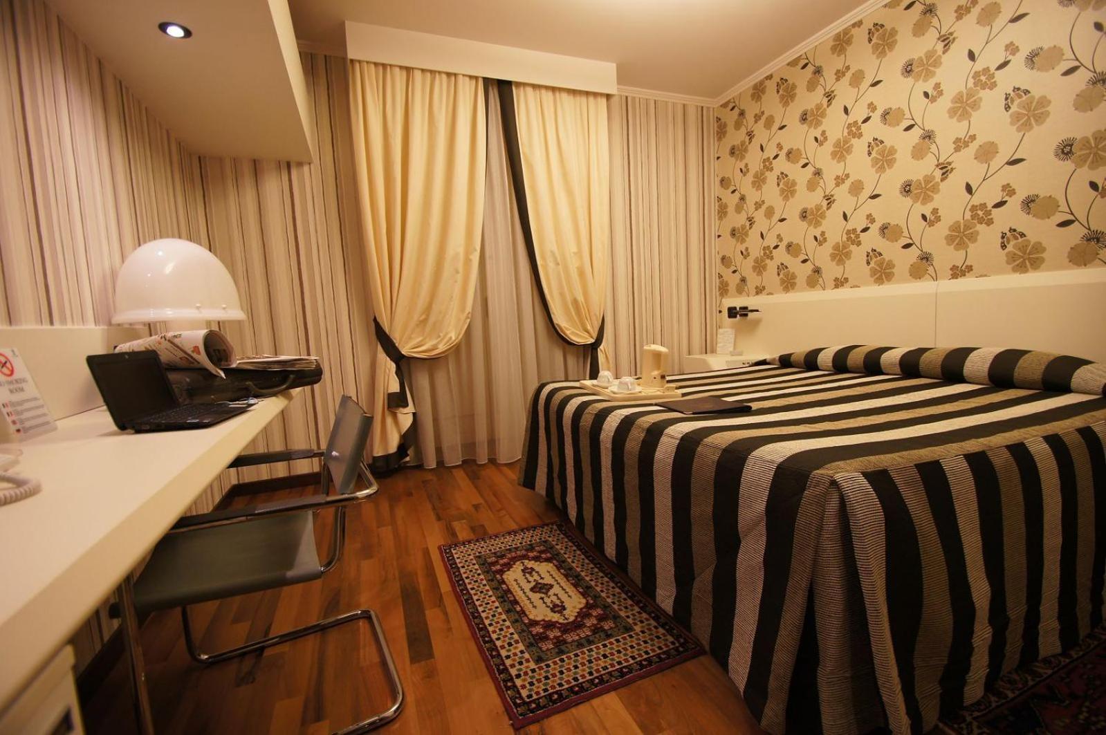 Phi Hotel Principe Cuneo Zewnętrze zdjęcie