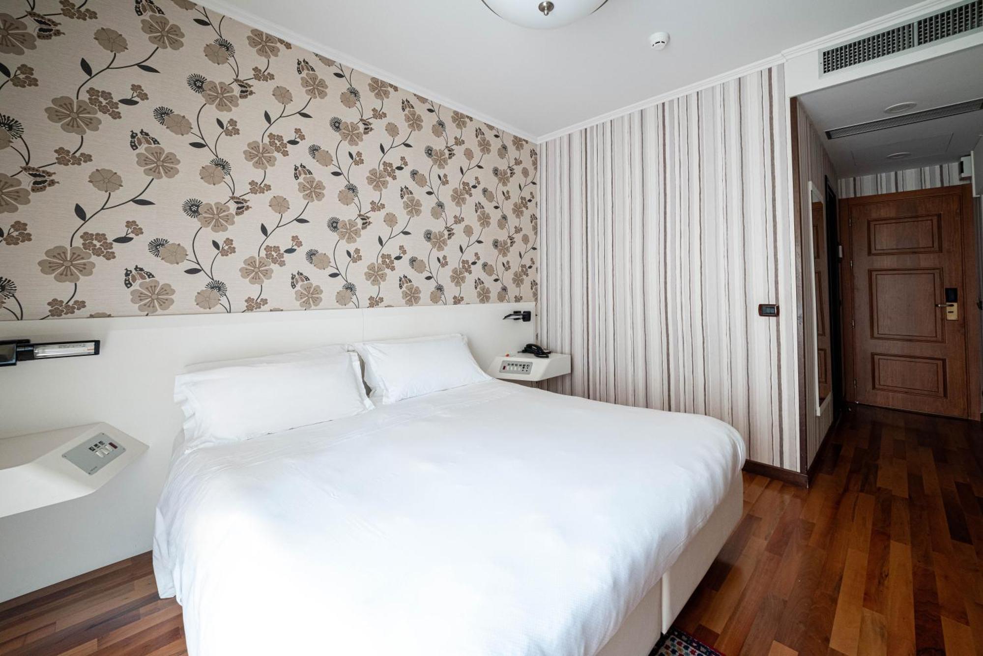 Phi Hotel Principe Cuneo Zewnętrze zdjęcie