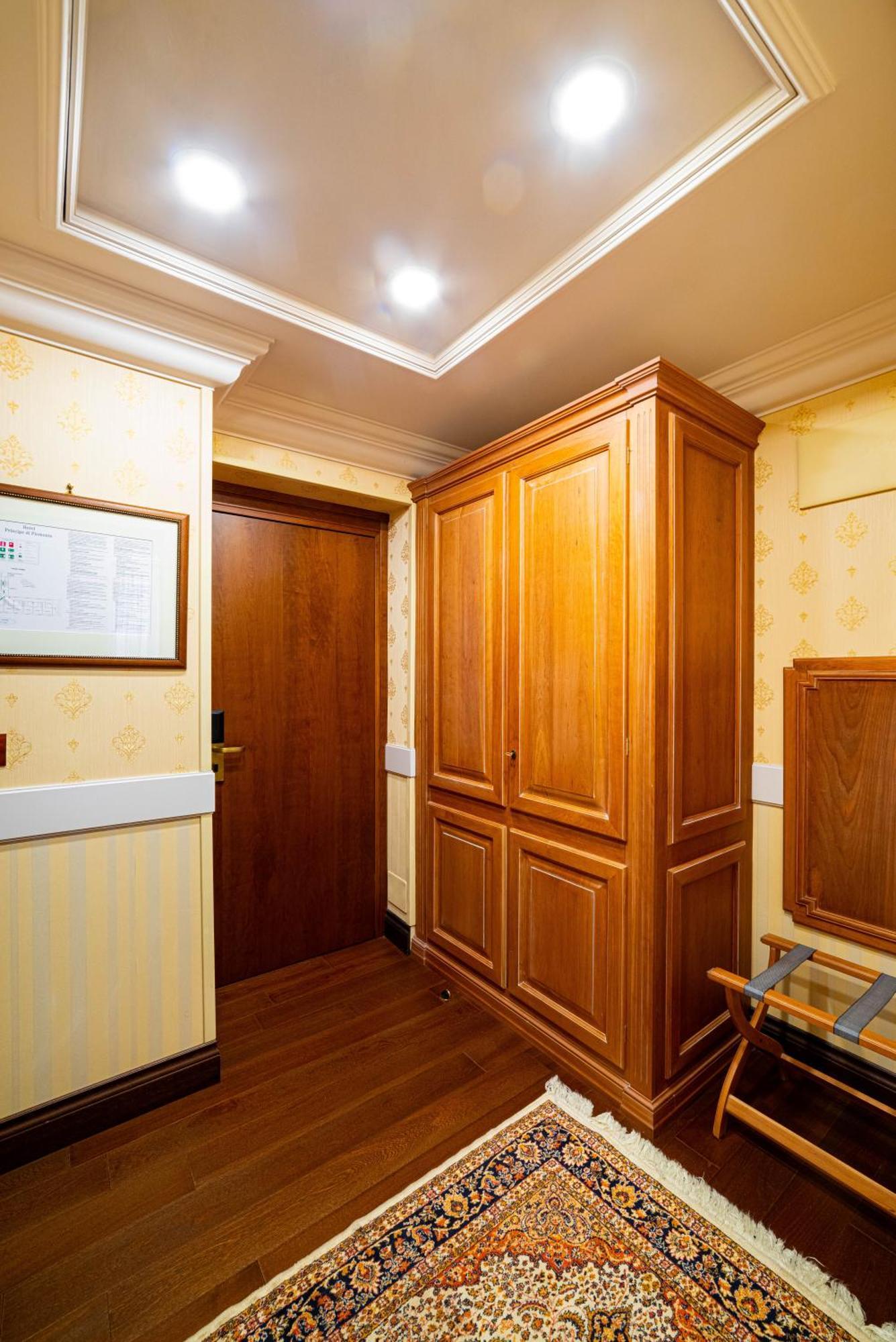 Phi Hotel Principe Cuneo Zewnętrze zdjęcie