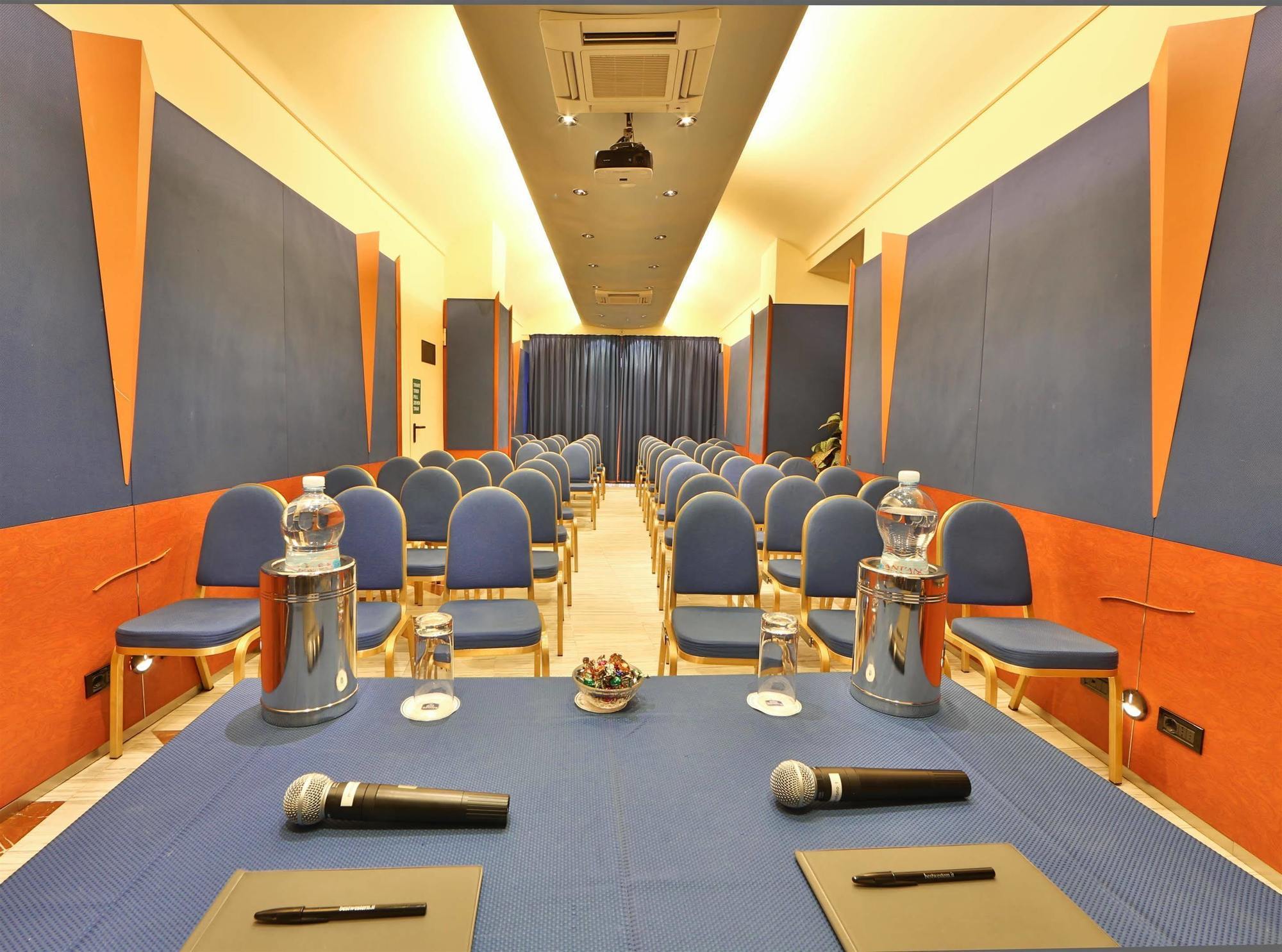 Phi Hotel Principe Cuneo Zewnętrze zdjęcie